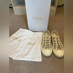 WALK'N'DIOR SNEAKER Dior Oblique Embroidered Cotton